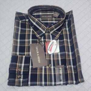 Taylor & Henry Men's Medium Plaid Long Sleeve Button-Up Shirt with Scotchgard